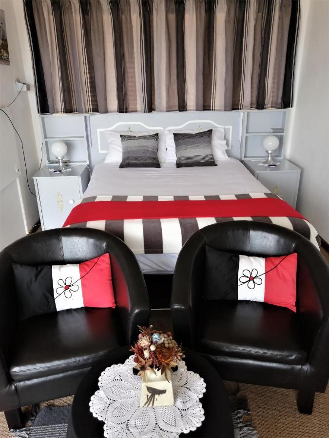 Lewens-Essens On C Hotel Yzerfontein Ngoại thất bức ảnh