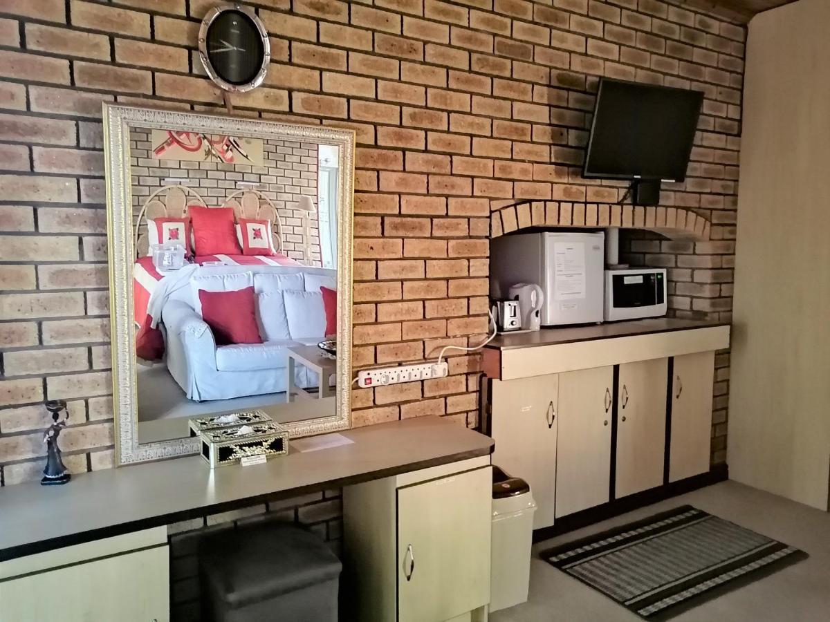 Lewens-Essens On C Hotel Yzerfontein Ngoại thất bức ảnh